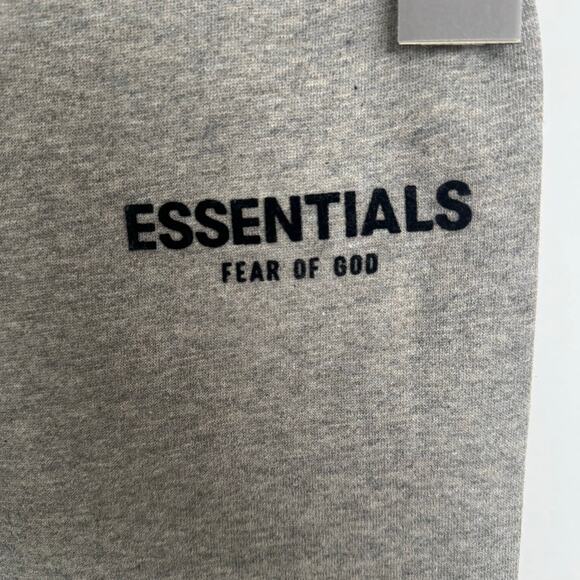 Fear of God Essentials Core Collection Sweatpants in Dark Oatmeal (uncuffed) - Picture 5 of 8